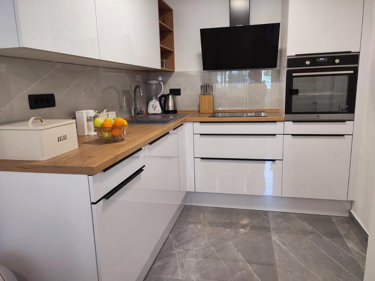 Apartman Ivan คาชเตลา ภายนอก รูปภาพ